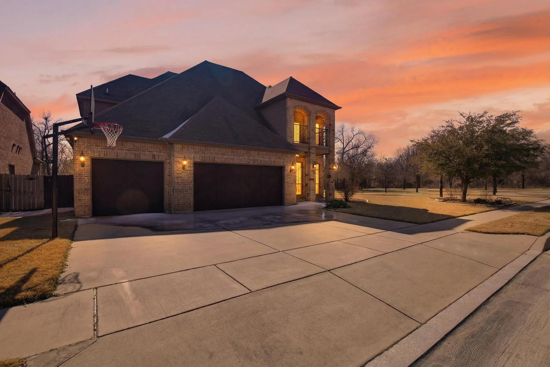 Virtual twilight real estate photography by Showcase Elite Media